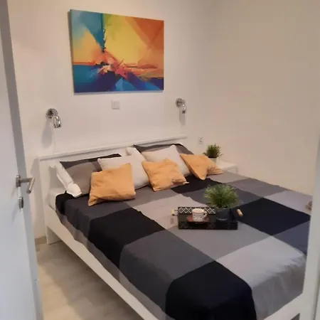 Marinero * Brodarica (Sibenik-Knin)