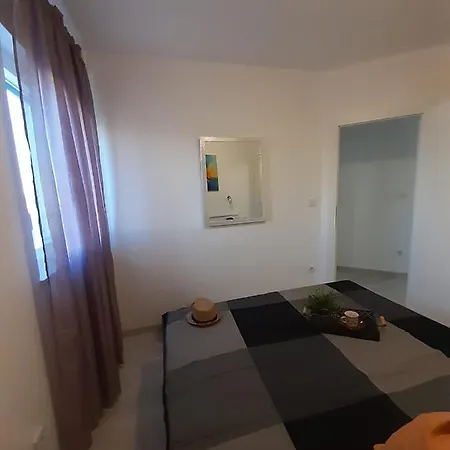 Marinero * Brodarica (Sibenik-Knin)